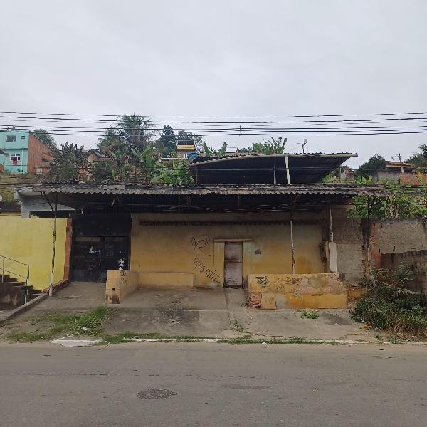 Casa de 235m² em Belford Roxo