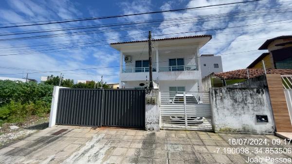 Casa de 175m² em João Pessoa