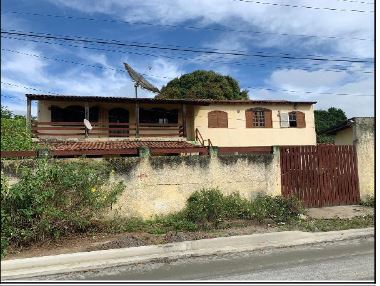 Casa de 261m² em Araruama