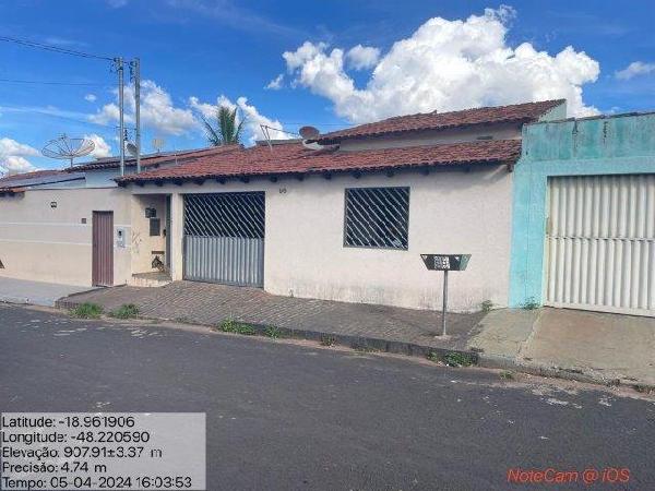 Casa de 28m² em Uberlândia