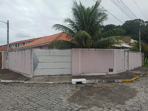 Casa de 105m² em Araruama