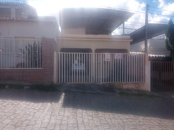 Casa de 83m² em Formiga