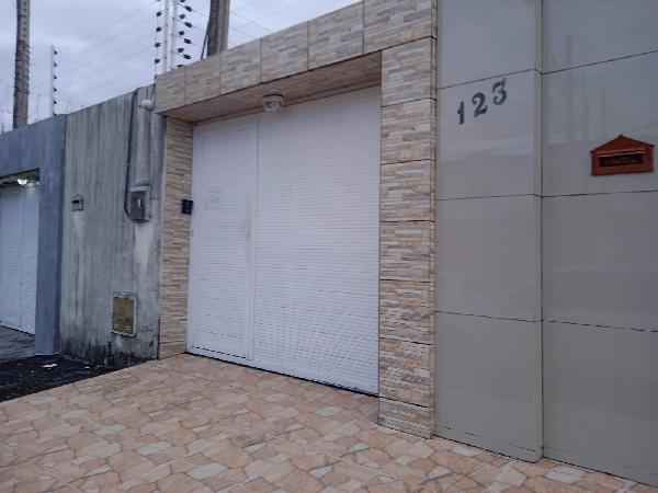 Casa de 91m² em Fortaleza