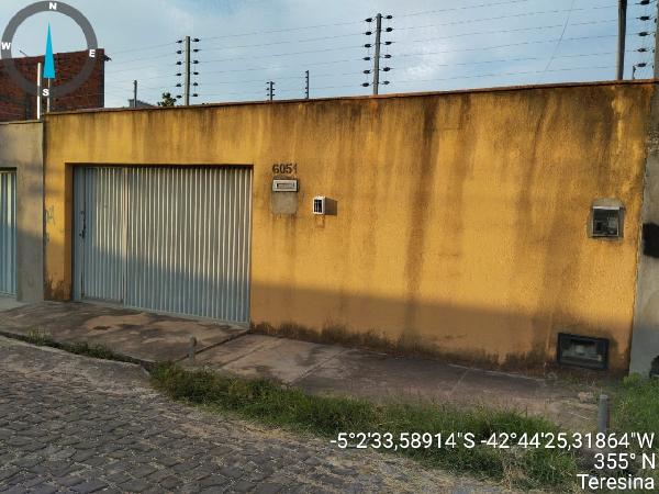 Casa de 80m² em Teresina