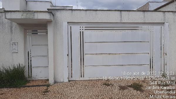 Casa de 240m² em Uberlândia