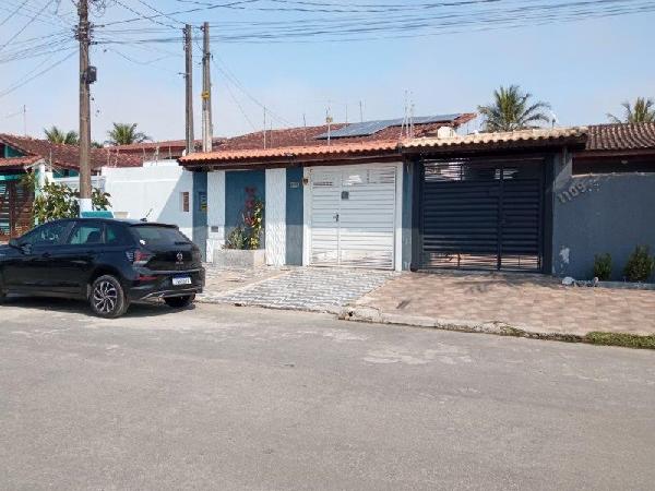 Casa de 86m² em Itanhaém