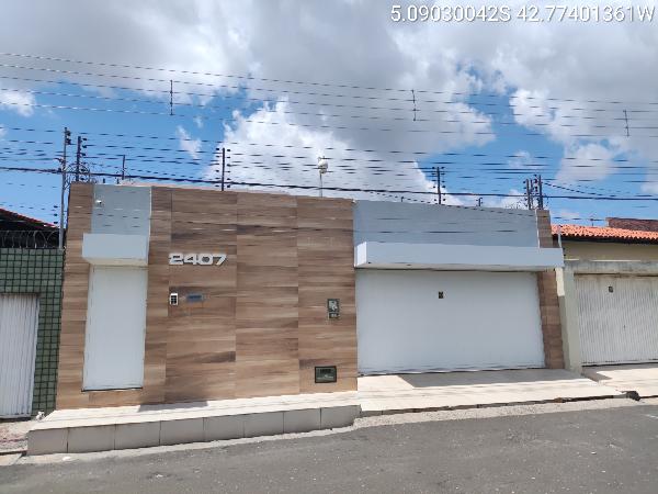 Casa de 250m² em Teresina