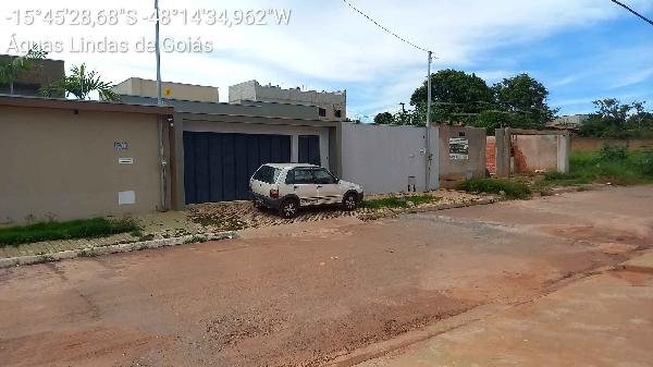 Casa em Águas Lindas de Goiás