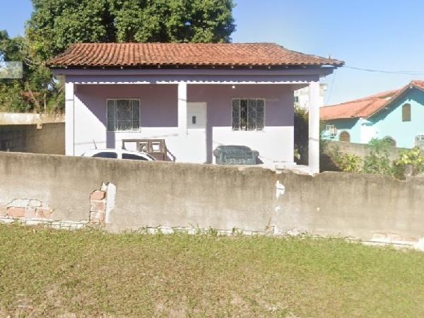 Casa de 79m² em Araruama