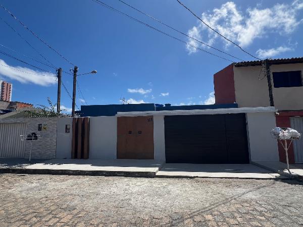 Casa de 60m² em Maceió