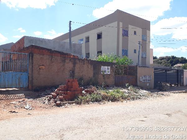 Casa de 271m² em Águas Lindas de Goiás