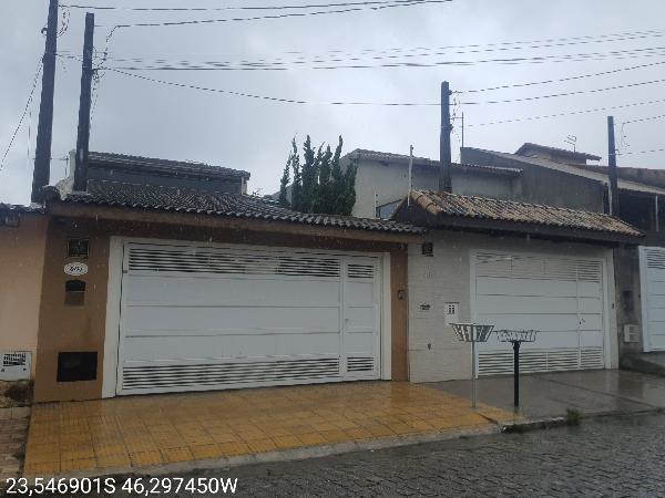 Casa de 282m² em Suzano