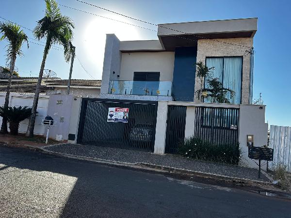 Casa de 270m² em Rio Verde