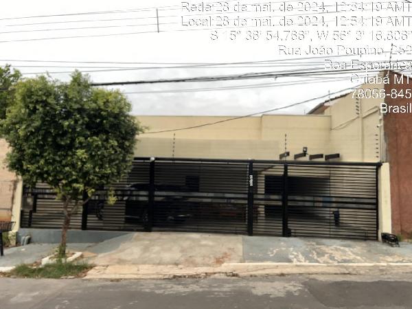 Casa de 292m² em Cuiabá