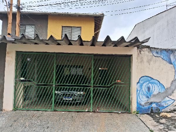 Casa de 253m² em Taboão da Serra