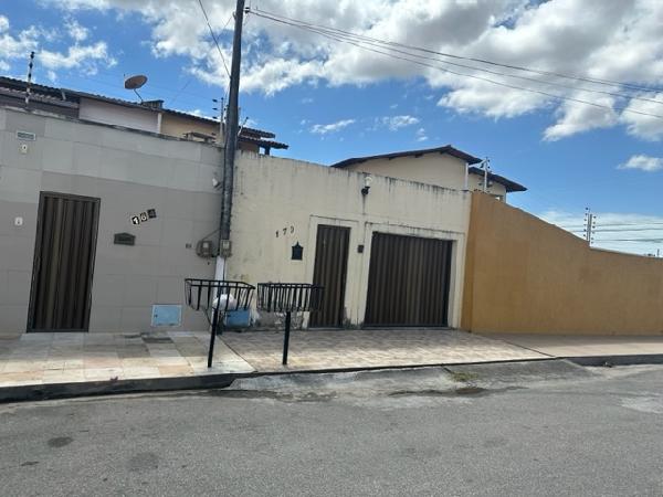 Casa de 131m² em Fortaleza