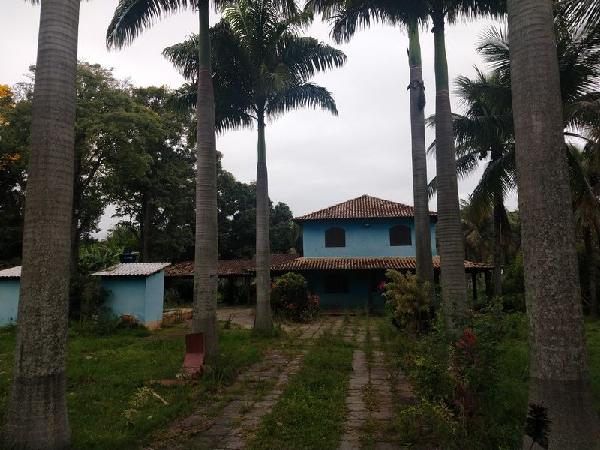 Casa de 415m² em Itaguaí