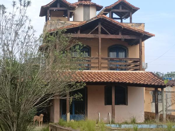 Casa de 241m² em Itaboraí