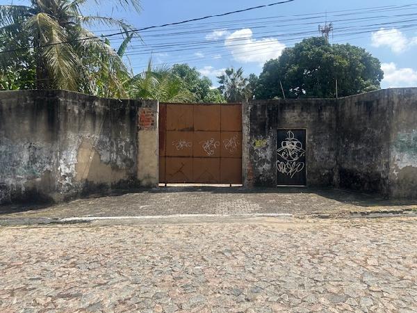 Casa de 707m² em Caucaia