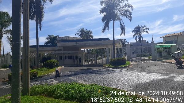 Casa de 199m² em Uberlândia