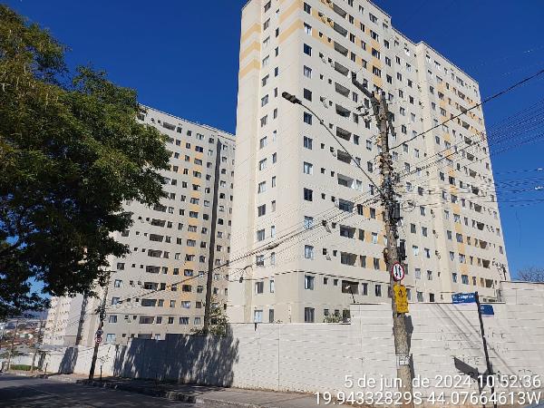 Apartamento de 56m² em Contagem