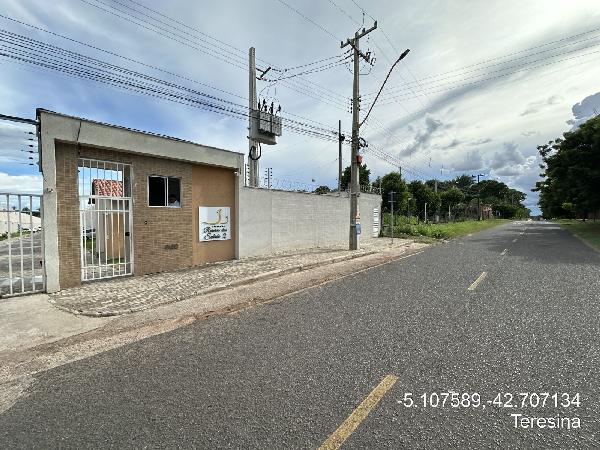 Casa de 61m² em Teresina