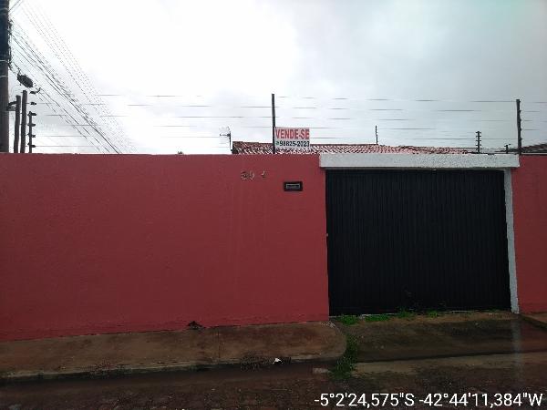 Casa de 113m² em Teresina