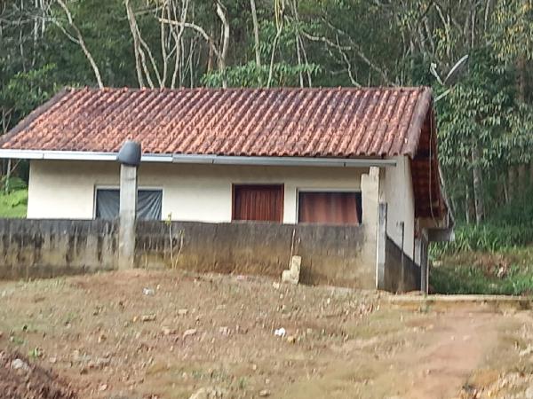 Casa de 42m² em Nova Friburgo