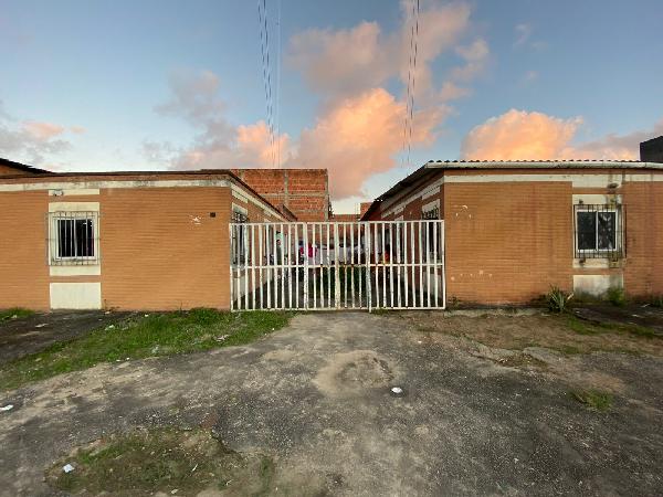 Casa de 52m² em Maceió