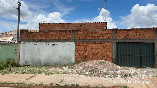 Casa de 61m² em Águas Lindas de Goiás