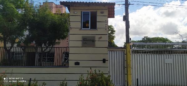 Apartamento de 42m² em Maracanaú
