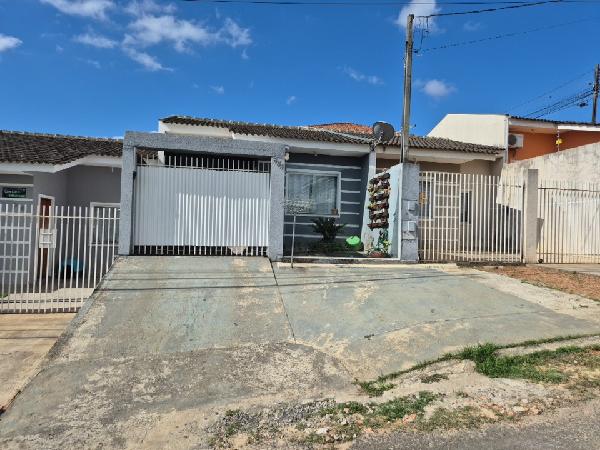 Casa de 53m² em Ponta Grossa