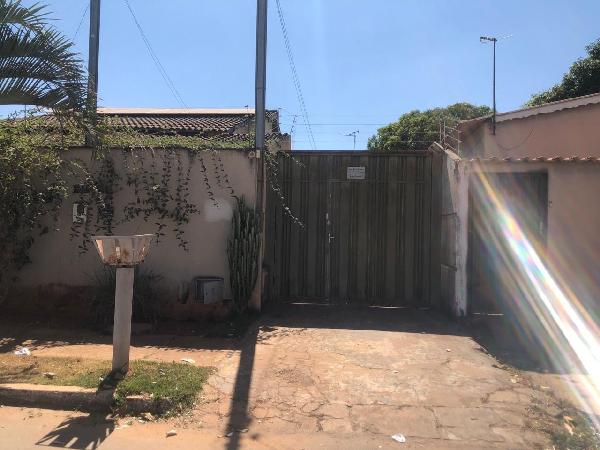 Casa de 78m² em Senador Canedo