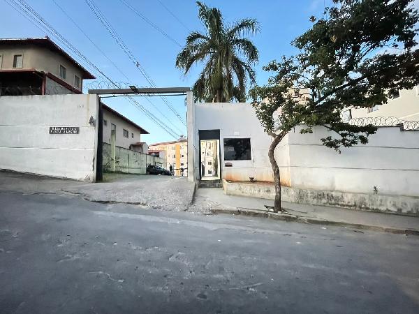 Apartamento de 43m² em Contagem