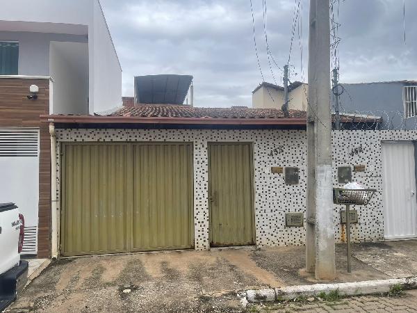 Casa de 56m² em Governador Valadares