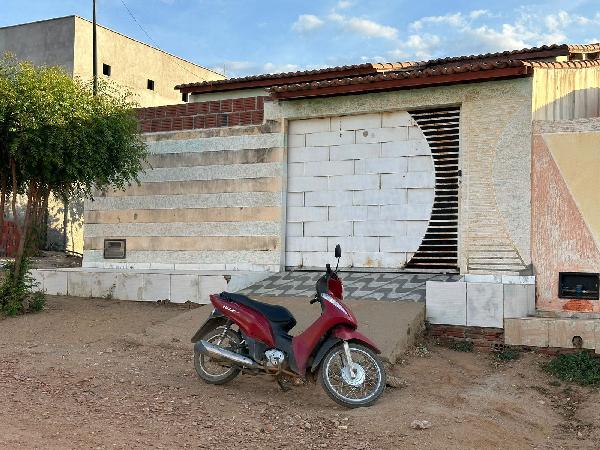Casa em Parelhas