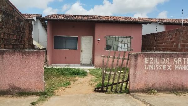 Casa de 51m² em Extremoz