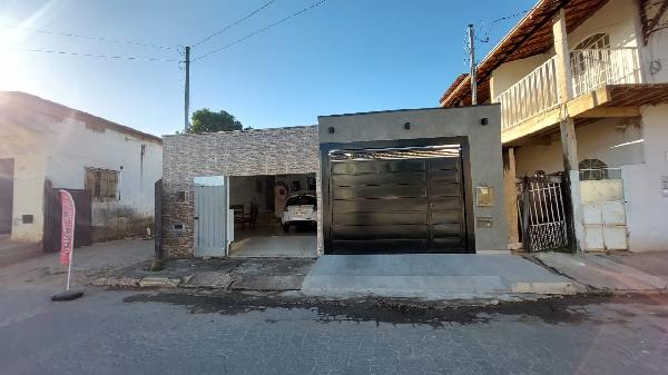 Casa de 60m² em Governador Valadares