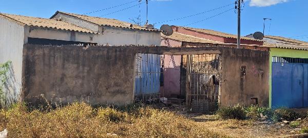 Casa de 62m² em Santo Antônio do Descoberto