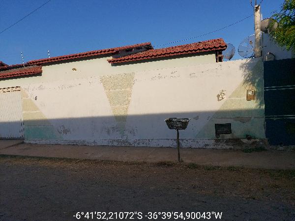 Casa de 100m² em Parelhas