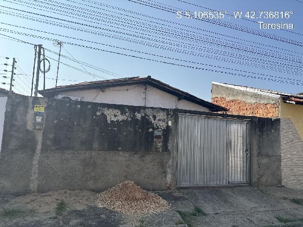 Casa de 97m² em Teresina