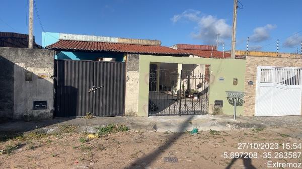 Casa de 68m² em Extremoz