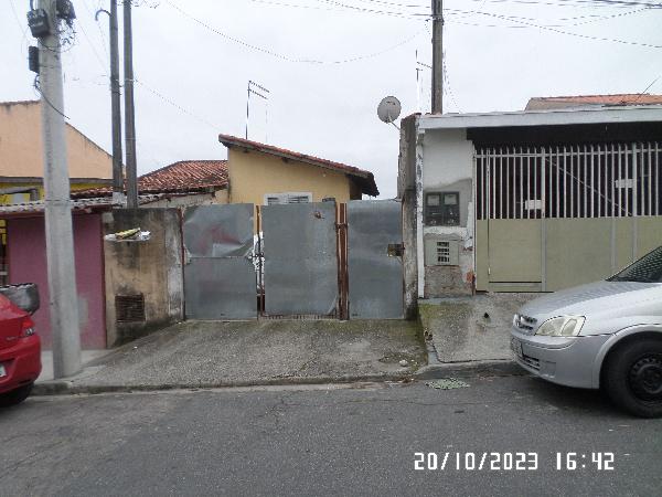 Casa de 25m² em São José dos Campos