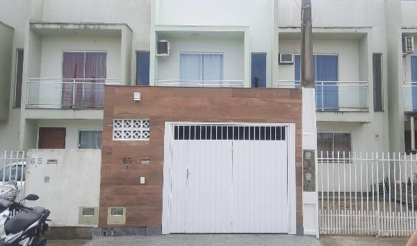 Apartamento de 60m² em Tijucas