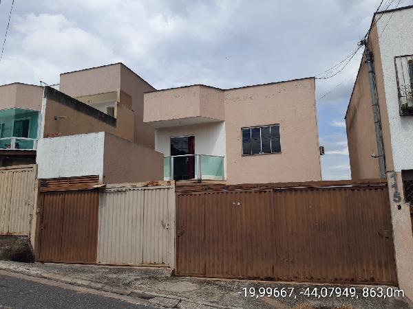 Casa de 57m² em Ibirité (Minas Gerais)