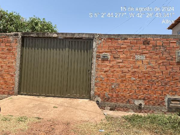 Casa de 69m² em Altos