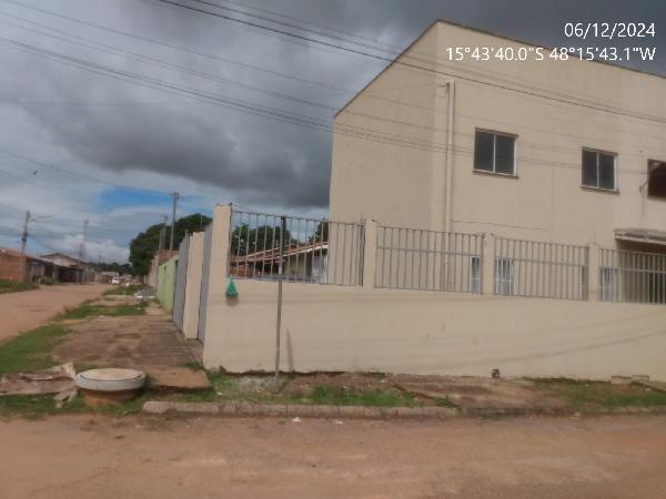 Apartamento de 53m² em Águas Lindas de Goiás