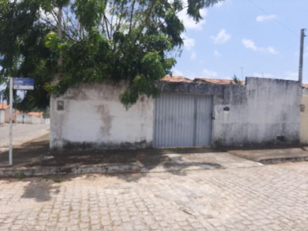 Casa de 70m² em Extremoz