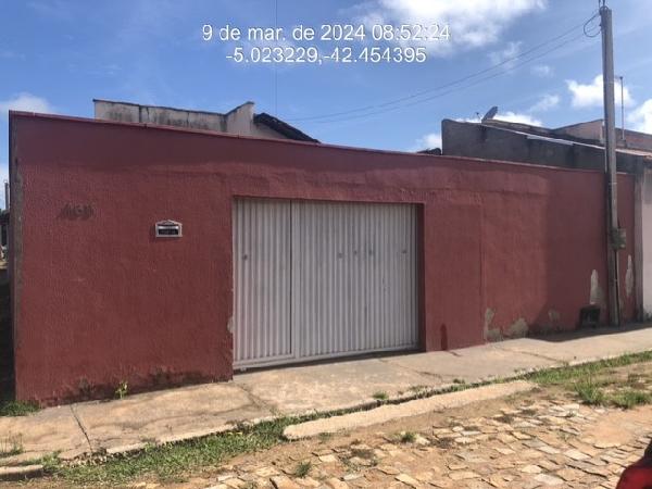 Casa de 59m² em Altos