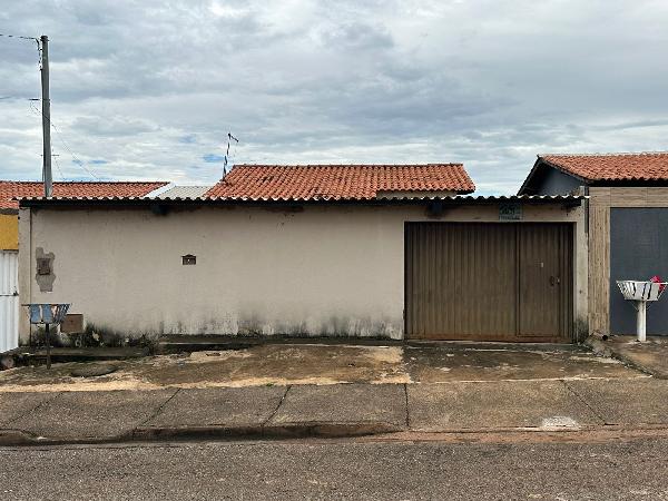 Casa em Águas Lindas de Goiás
